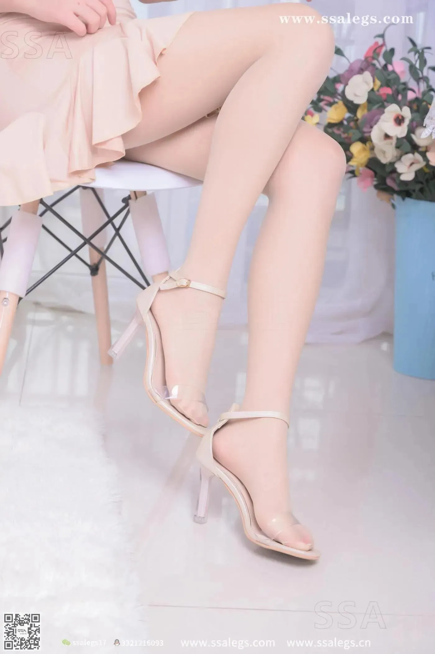 [SSA丝社]超清写真 NO.340 素素画师少女的透明高跟鞋肉丝袜(上) [67P]插图5